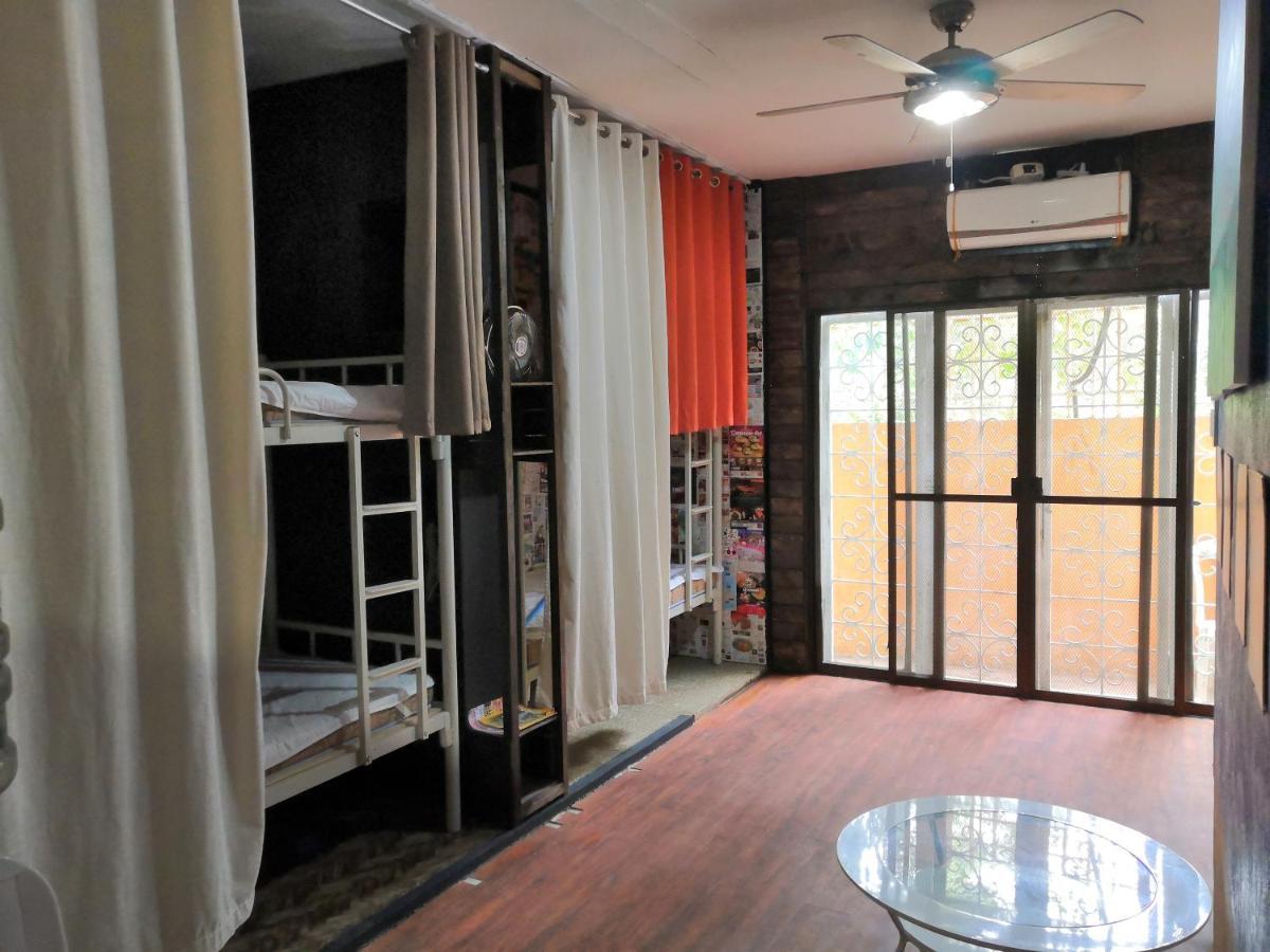 Dee Guesthouse White Sands Lapu-Lapu City Eksteriør bilde