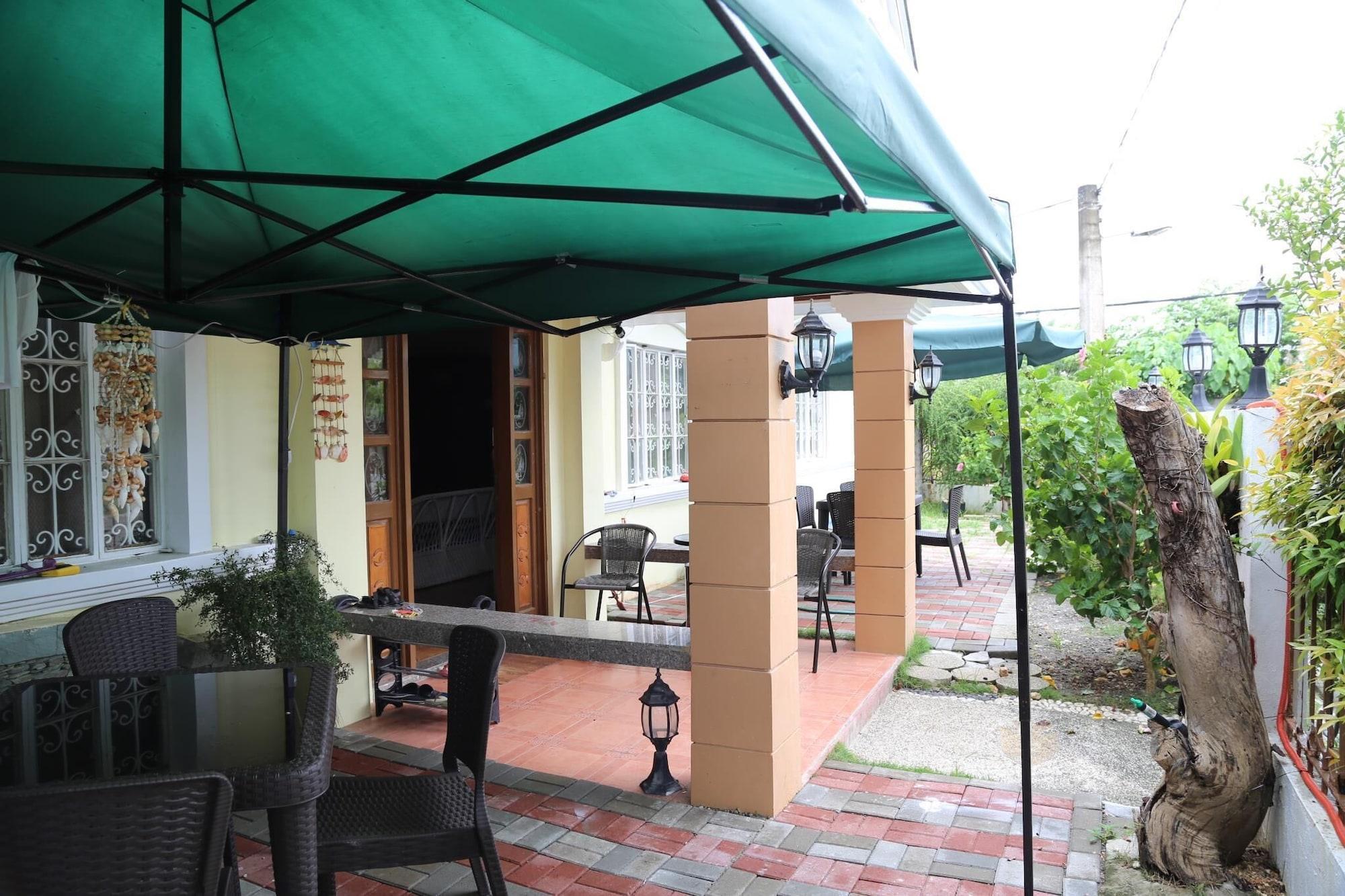 Dee Guesthouse White Sands Lapu-Lapu City Eksteriør bilde
