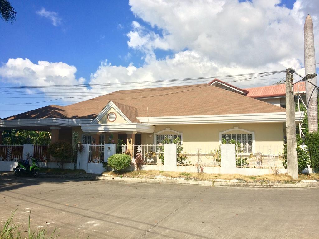 Dee Guesthouse White Sands Lapu-Lapu City Eksteriør bilde