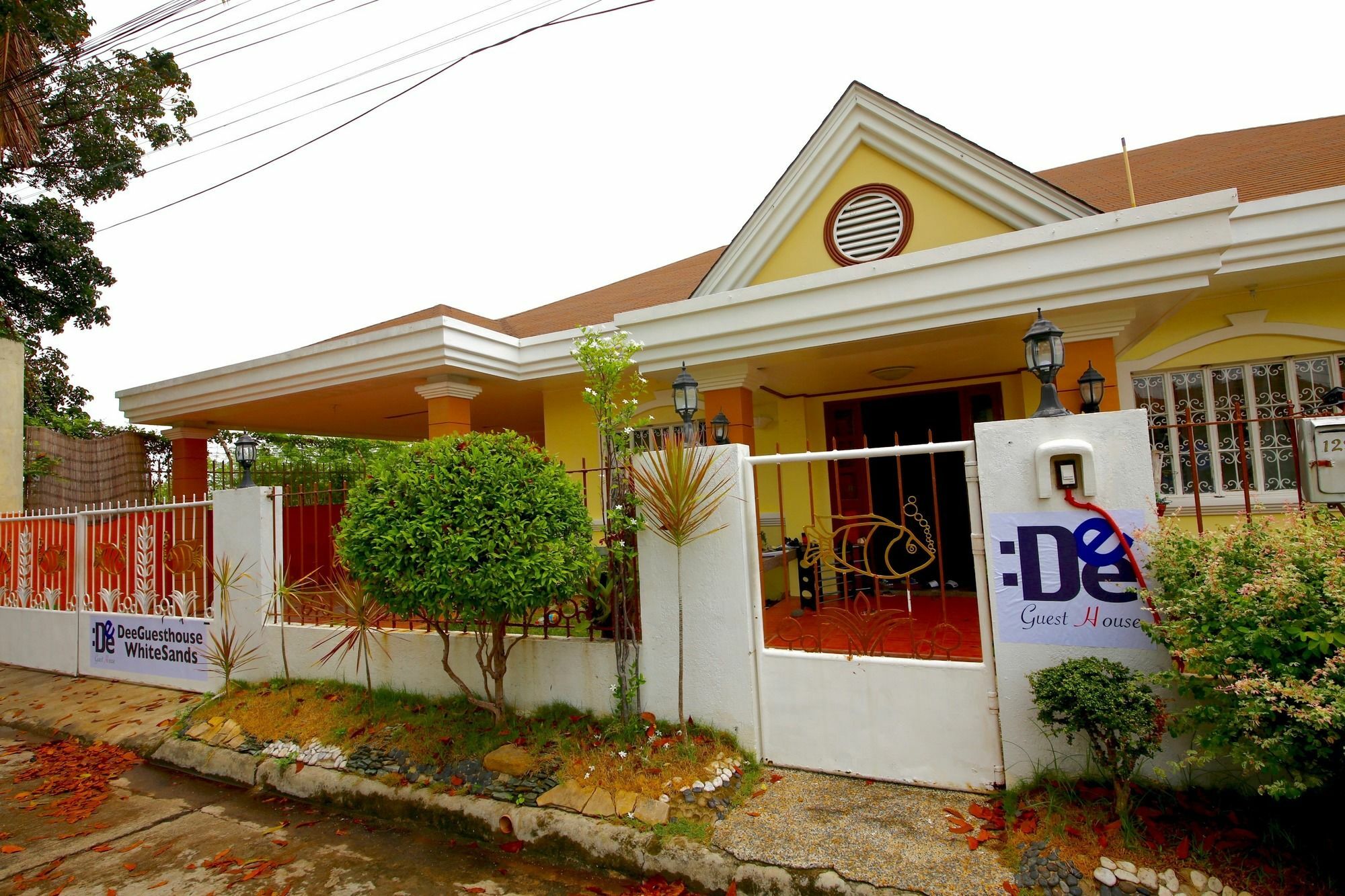 Dee Guesthouse White Sands Lapu-Lapu City Eksteriør bilde